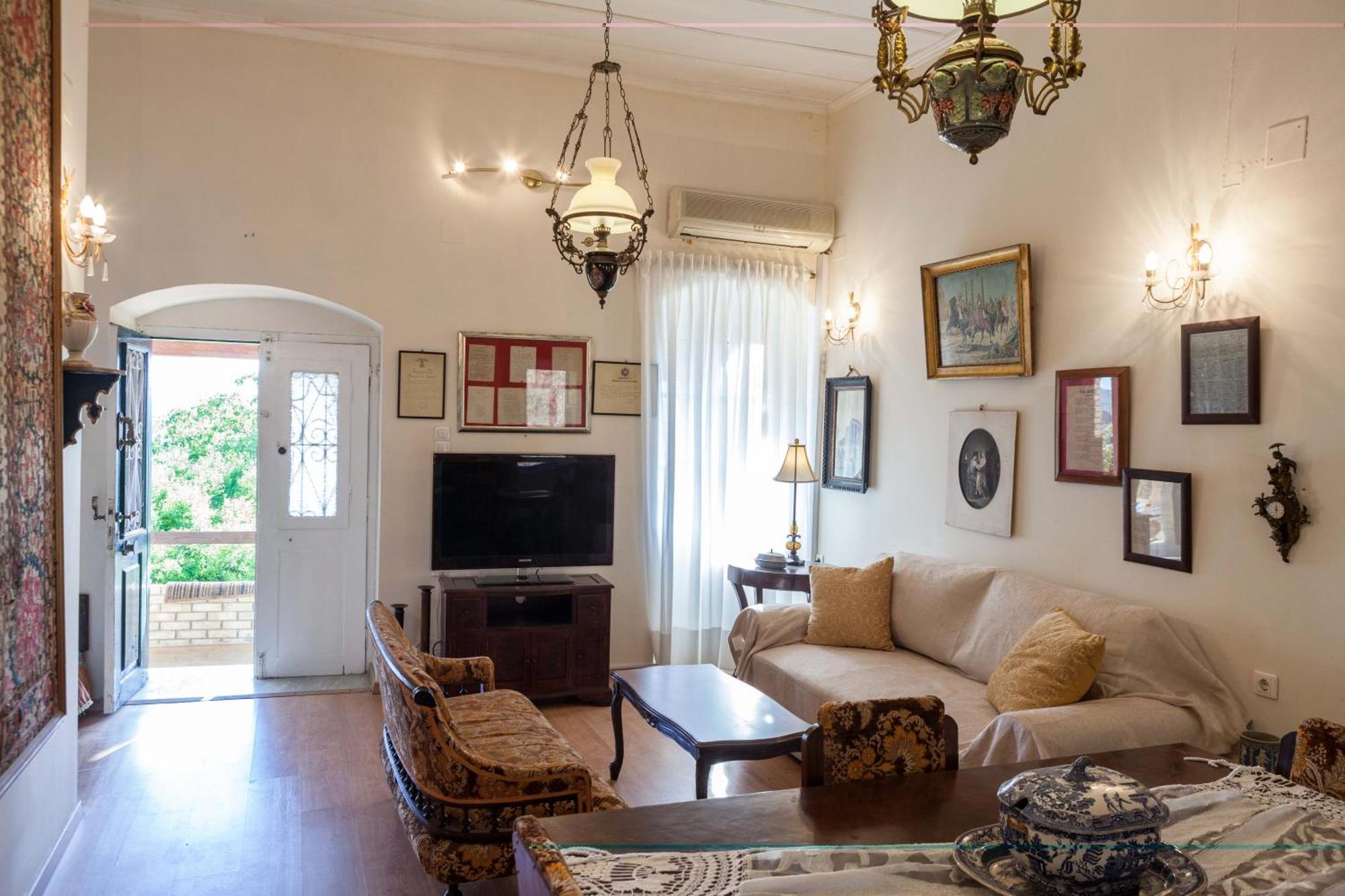 Affittacamere Marcora'S Historical Estate Strongylí Esterno foto