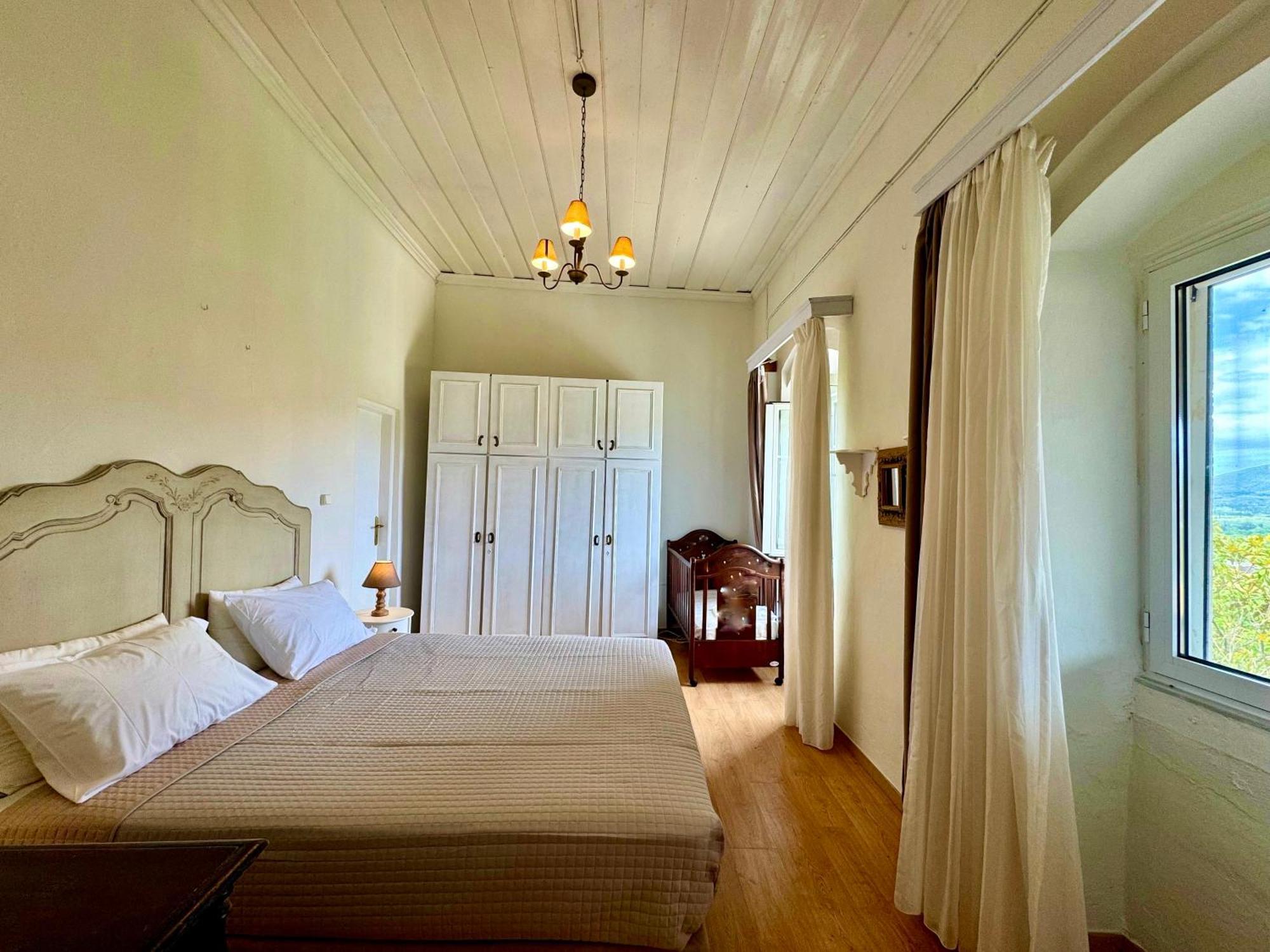 Affittacamere Marcora'S Historical Estate Strongylí Esterno foto